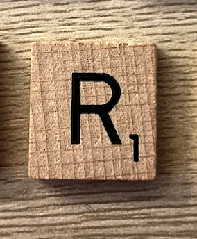 Scrabble letter R